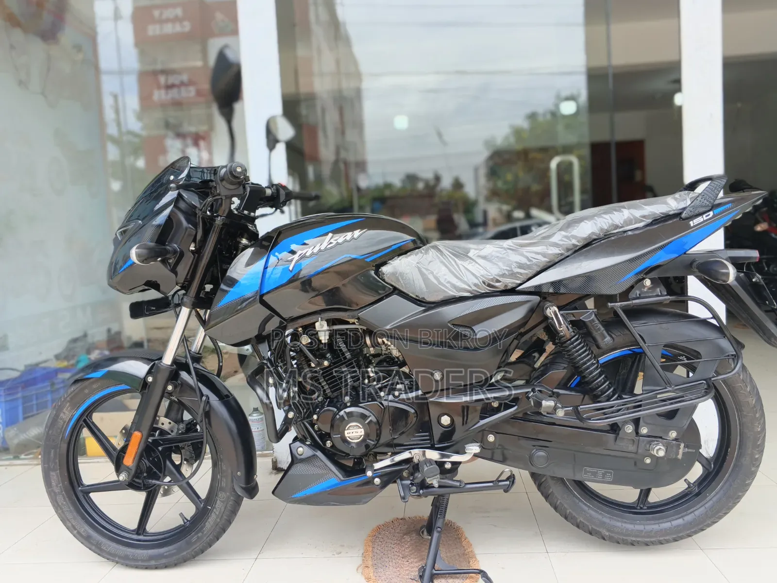 Bajaj Pulsar 150 2025 Black