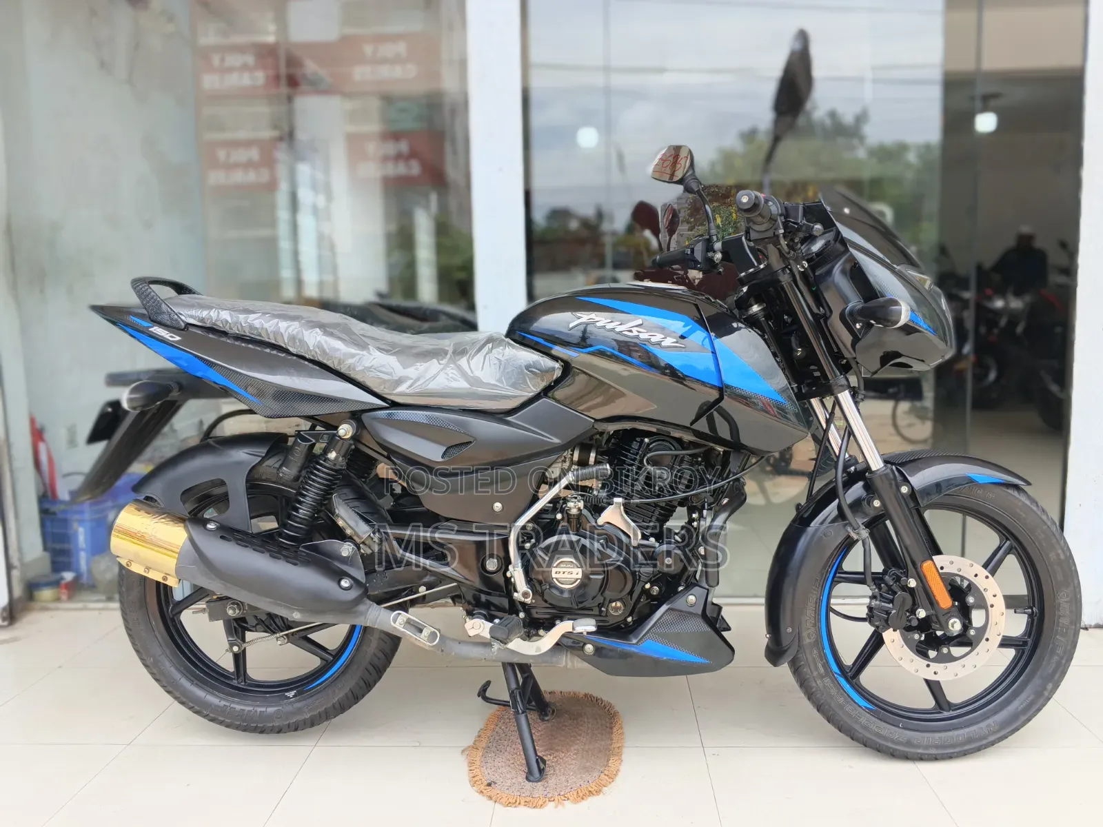 Bajaj Pulsar 150 2025 Black