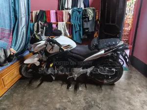 রানার নাইট রাইডার ভি২ ২০১৭ হোয়াইট