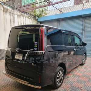 Toyota Esquire 2020 Black