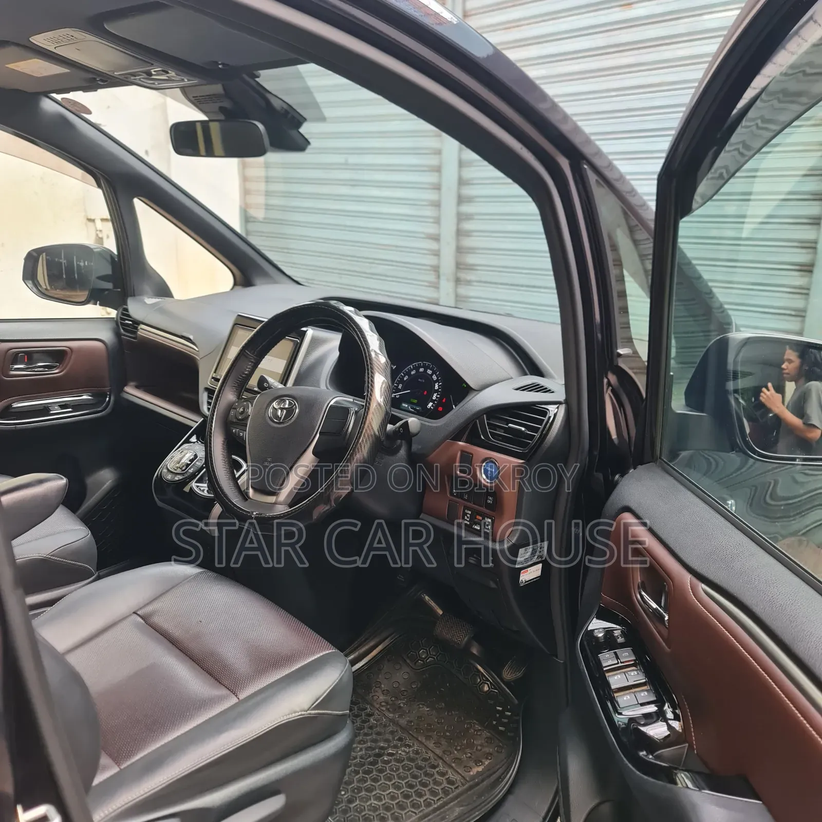 Toyota Esquire 2020 Black