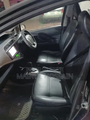 Toyota Aqua 2013 Black