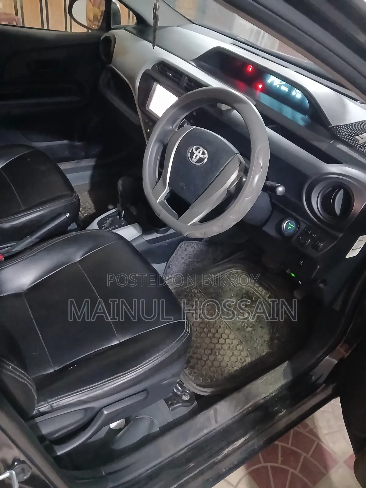 Toyota Aqua 2013 Black