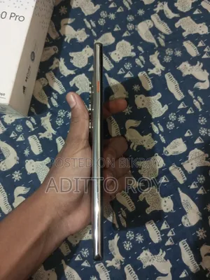 টেকনো ক্যামন ৪০ প্রো ৪জি ২৫৬ জিবি সিলভার