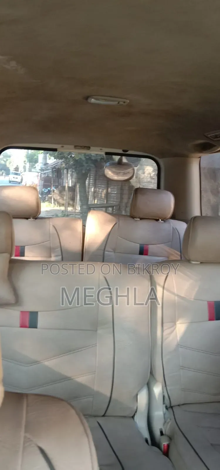 Toyota Noah 2004 White