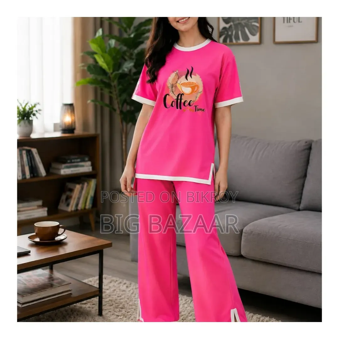 Ladies Half Sleeve T-Shirt & Pant Set