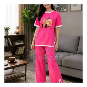 Ladies Half Sleeve T-Shirt & Pant Set
