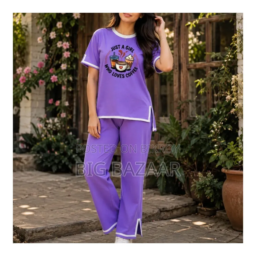 Ladies Half Sleeve T-Shirt & Pant Set
