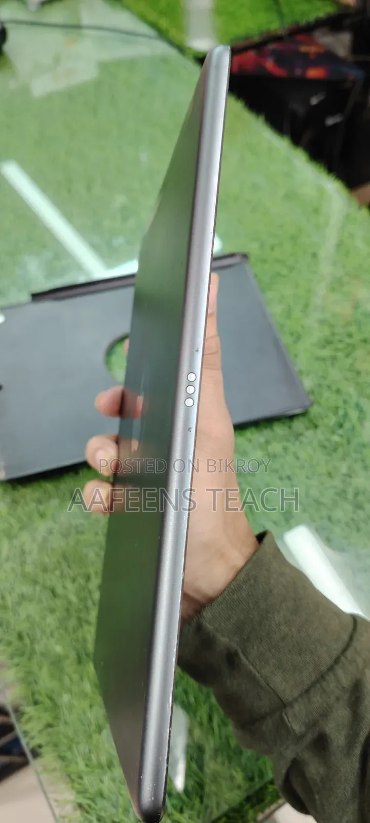 Apple iPad 10.2 (2019) 128 GB Silver