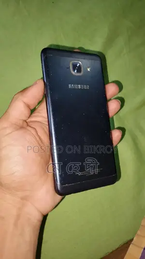 স্যামসাং গ্যালাক্সি জে৭ ম্যাক্স ৩২ জিবি ব্ল্যাক