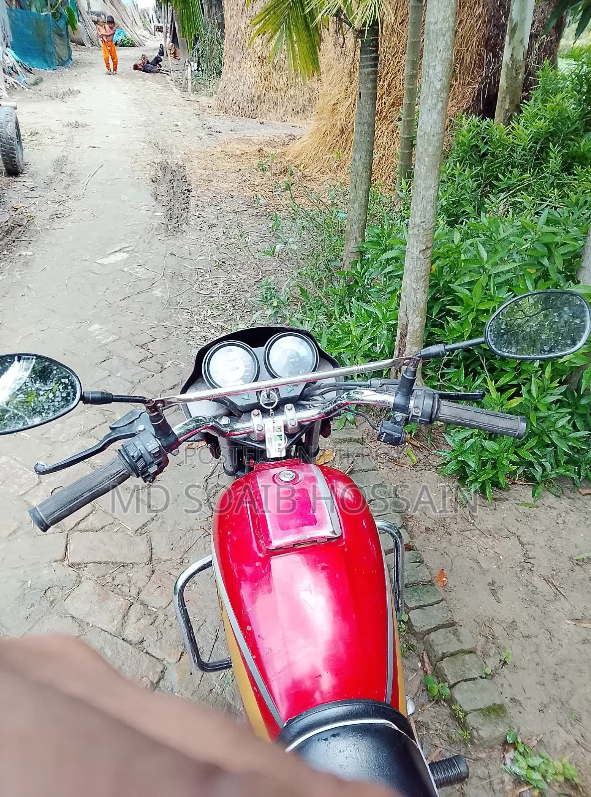 হিরো স্প্লেন্ডার প্লাস ২০১৩ রেড