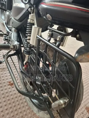 কিওয়ে আরকেএস ১২৫ ২০২১ কালো