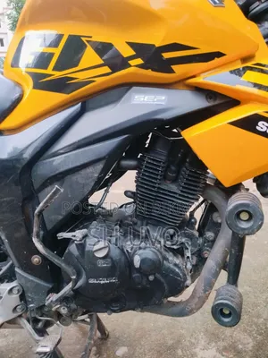 Suzuki Gixxer 2022 Yellow