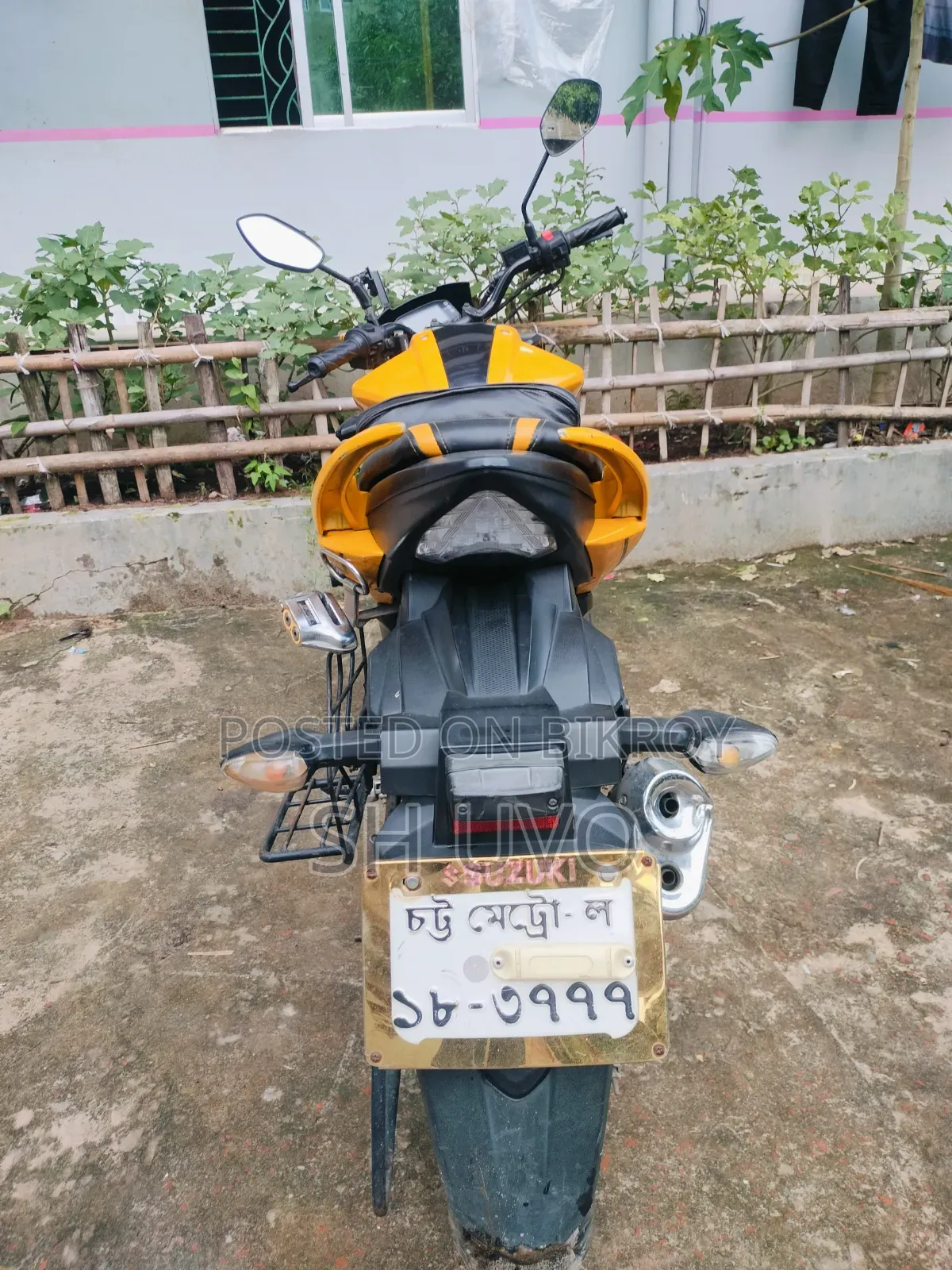 Suzuki Gixxer 2022 Yellow