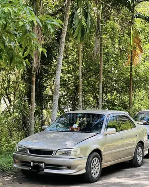 টয়োটা করোল্লা সেডান ১৯৯৭ সিলভার