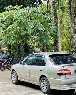 টয়োটা করোল্লা সেডান ১৯৯৭ সিলভার