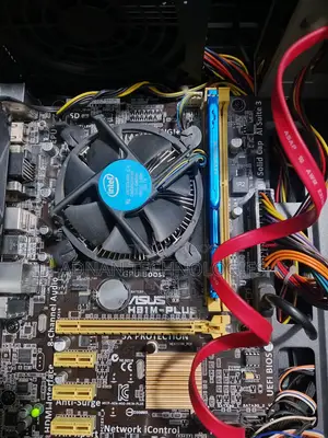 Desktop Computer 4GB Intel Core i5 SSD 128GB