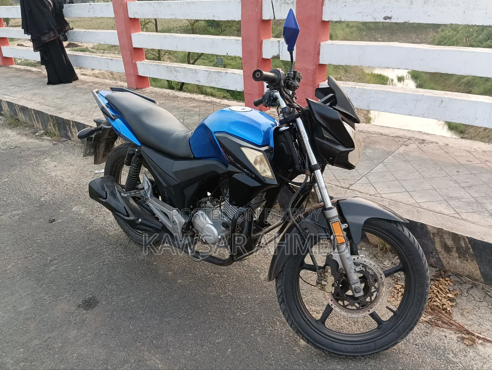 রোডমাস্টার প্রাইম ১০০ ২০২১ নীল