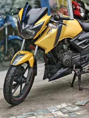 টিভিএস আপাচি আরটিআর ১৬০ টুভি ২০১৫ ইয়েলো