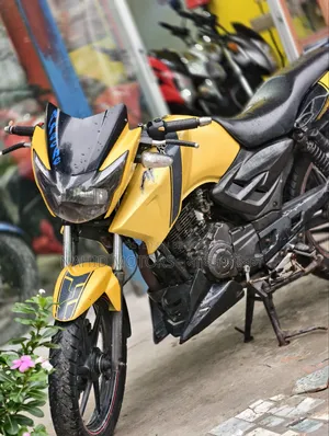 টিভিএস আপাচি আরটিআর ১৬০ টুভি ২০১৫ ইয়েলো