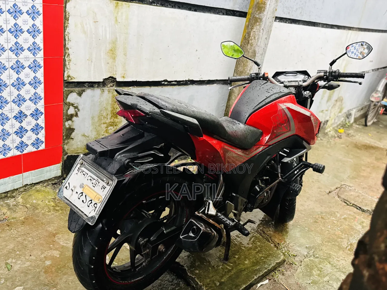 হোন্ডা হর্নেট ২০২০ লাল