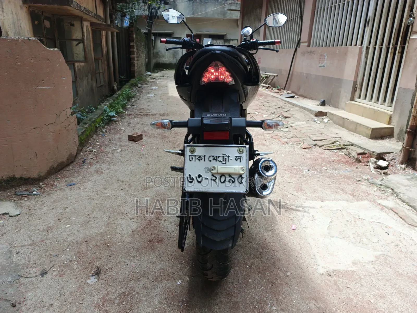 সুজুকি জিক্সার ২০২৪ ব্ল্যাক