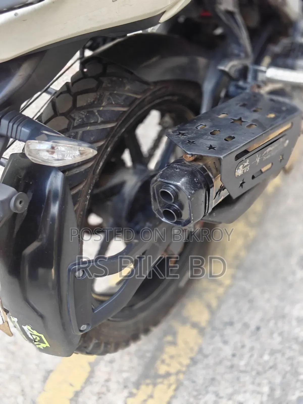 TVS Apache 160 4V 2021 Blue
