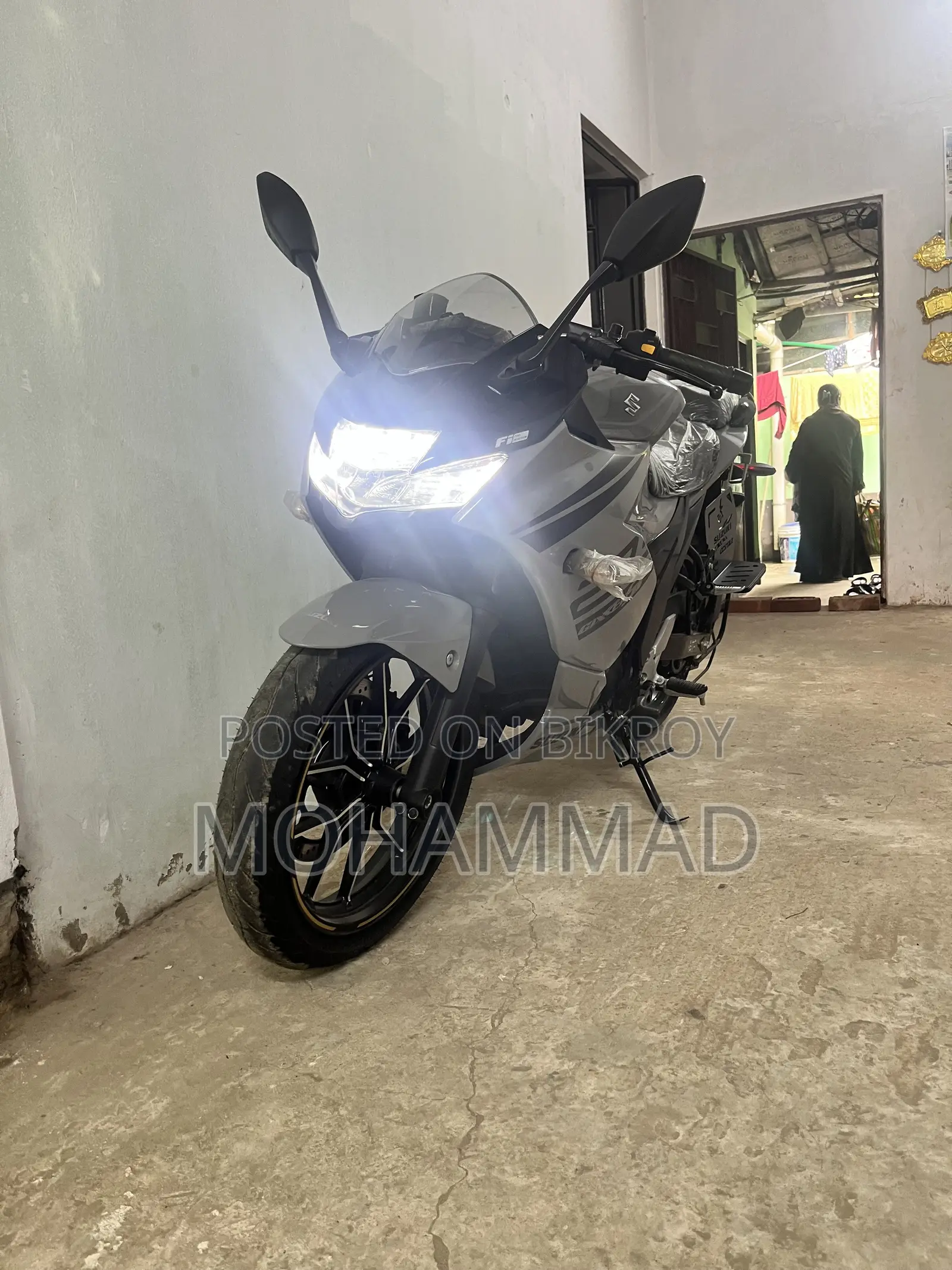 নিউ সুজুকি জিক্সার এসএফ ২৫০ ২০২৬ গ্রে