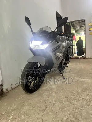নিউ সুজুকি জিক্সার এসএফ ২৫০ ২০২৬ গ্রে