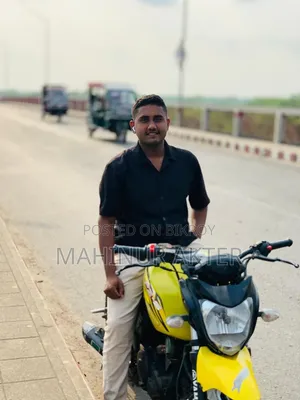 ইয়ামাহা ফেজার ভি১ ২০১১ হলুদ