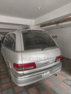 Toyota Estima 1996 Silver