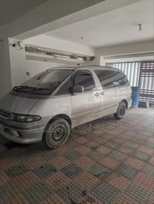 Toyota Estima 1996 Silver