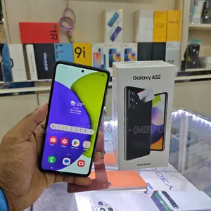 স্যামসাং গ্যালাক্সি এ৫২ ১২৮ জিবি কালো