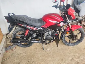 হিরো গ্লামার ২০২২ রেড