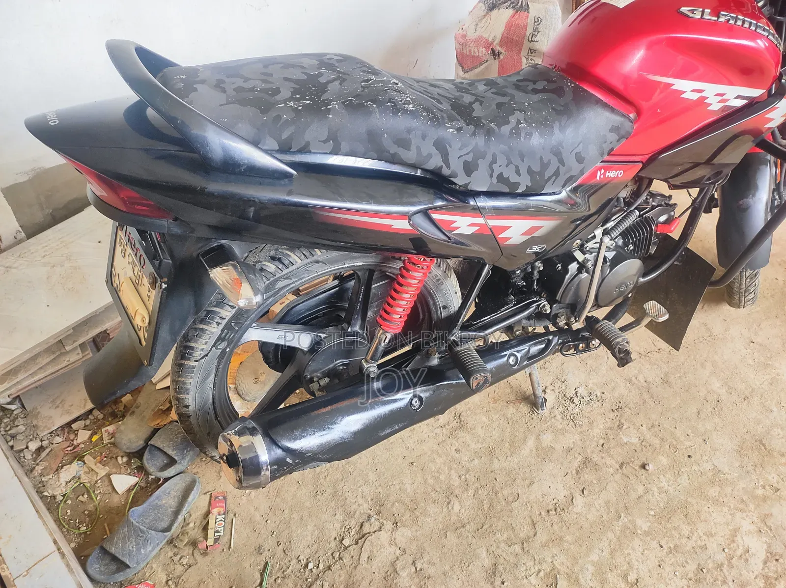 হিরো গ্লামার ২০২২ রেড