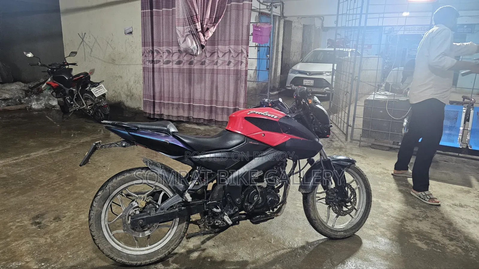 বাজাজ পালসার এনএস ১৬০ ২০১৬ অরেঞ্জ