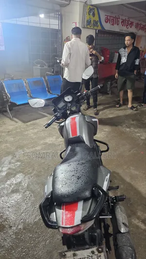 টিভিএস আপাচি আরটিআর ১৬০ টুভি ২০১৫ ব্রাউন