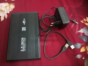 তোশিবা ১টিবি ডেস্কটপ এইচডিডি (DT01ACA100) + ৩.৫" ইউএসবি এক্সটার্নাল এনক্লোজার