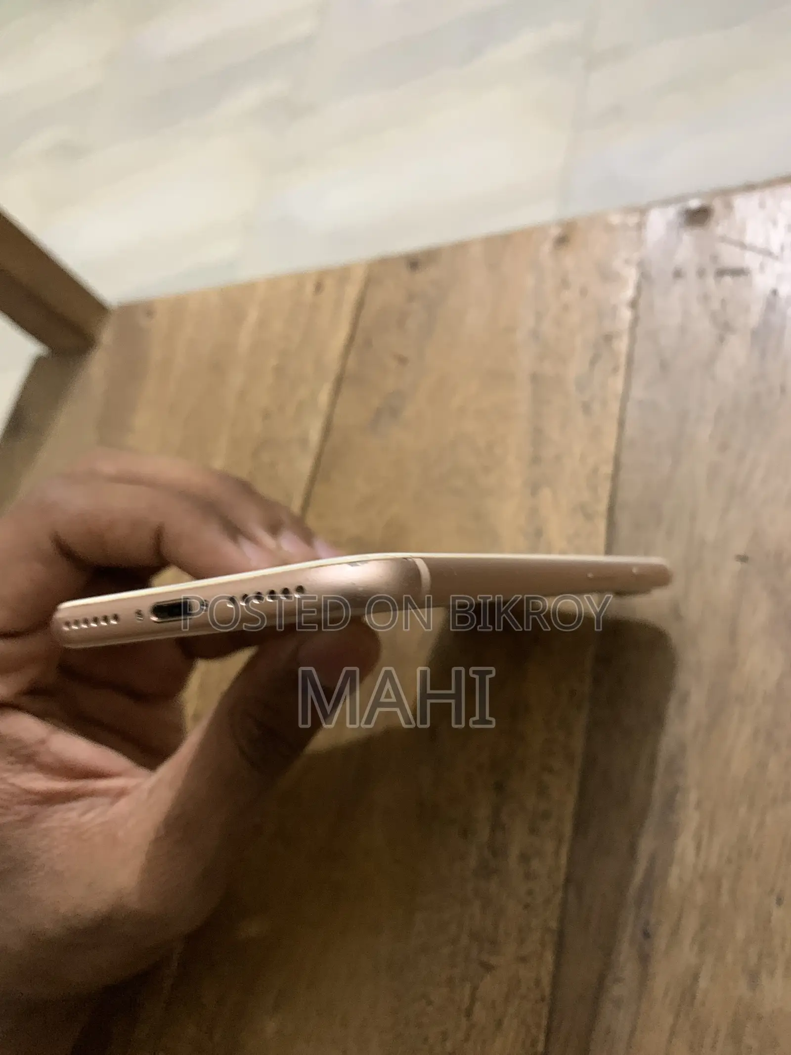 অ্যাপল আইফোন ৮ ৬৪ জিবি