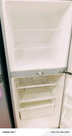 A 16.5 cubic feet Walton fridge will be sold