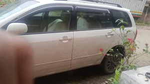 Toyota Corolla 2005 White