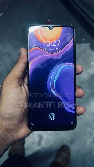 Vivo V20 128 GB White