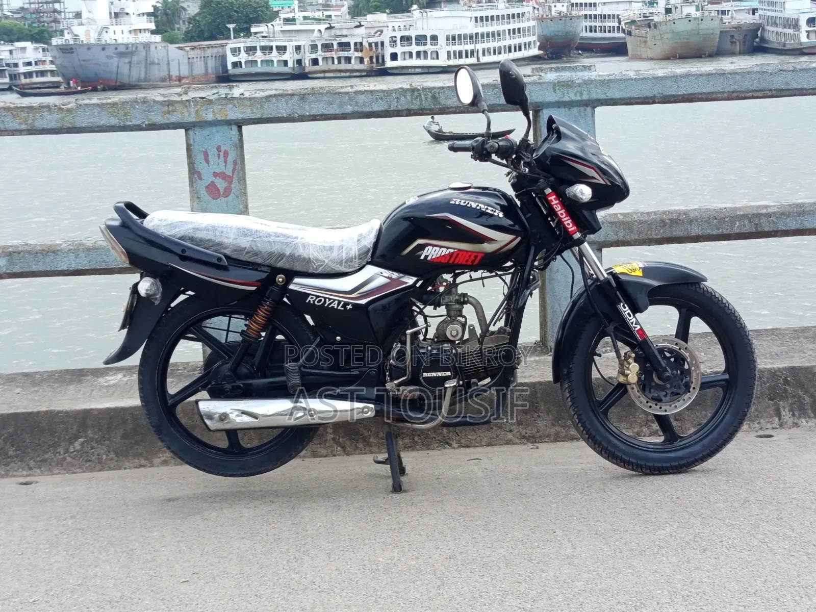 রয়েল মোটরসাইকেল ২০১৮ ব্ল্যাক