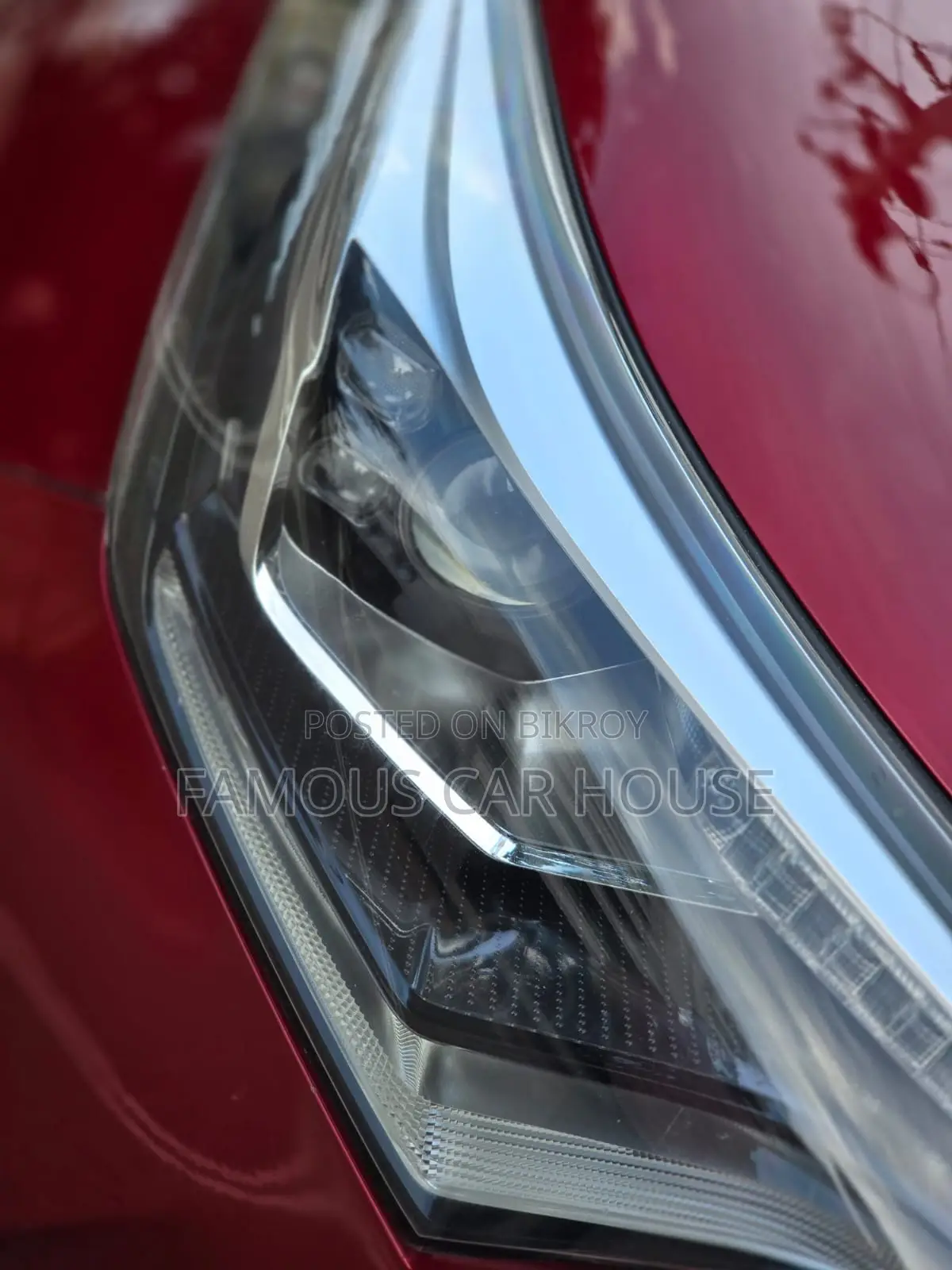 Toyota C-HR 2017 Maroon