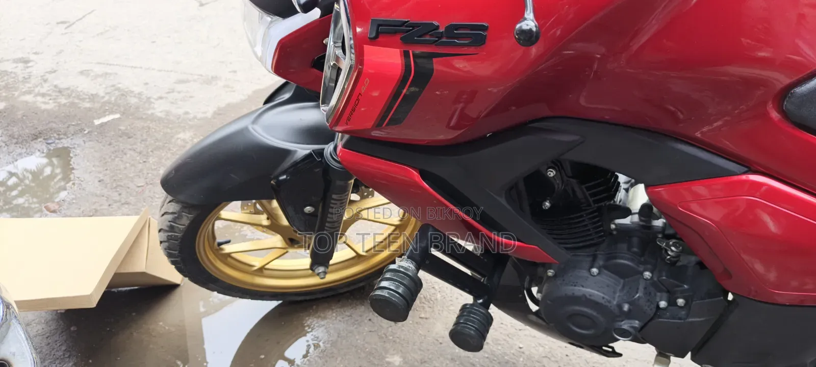Yamaha FZS V4 2025 Red