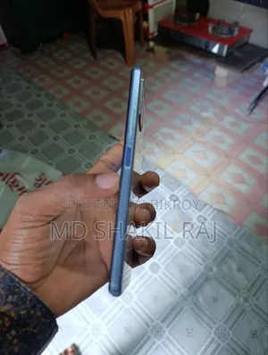 Vivo Y21 64 GB Blue