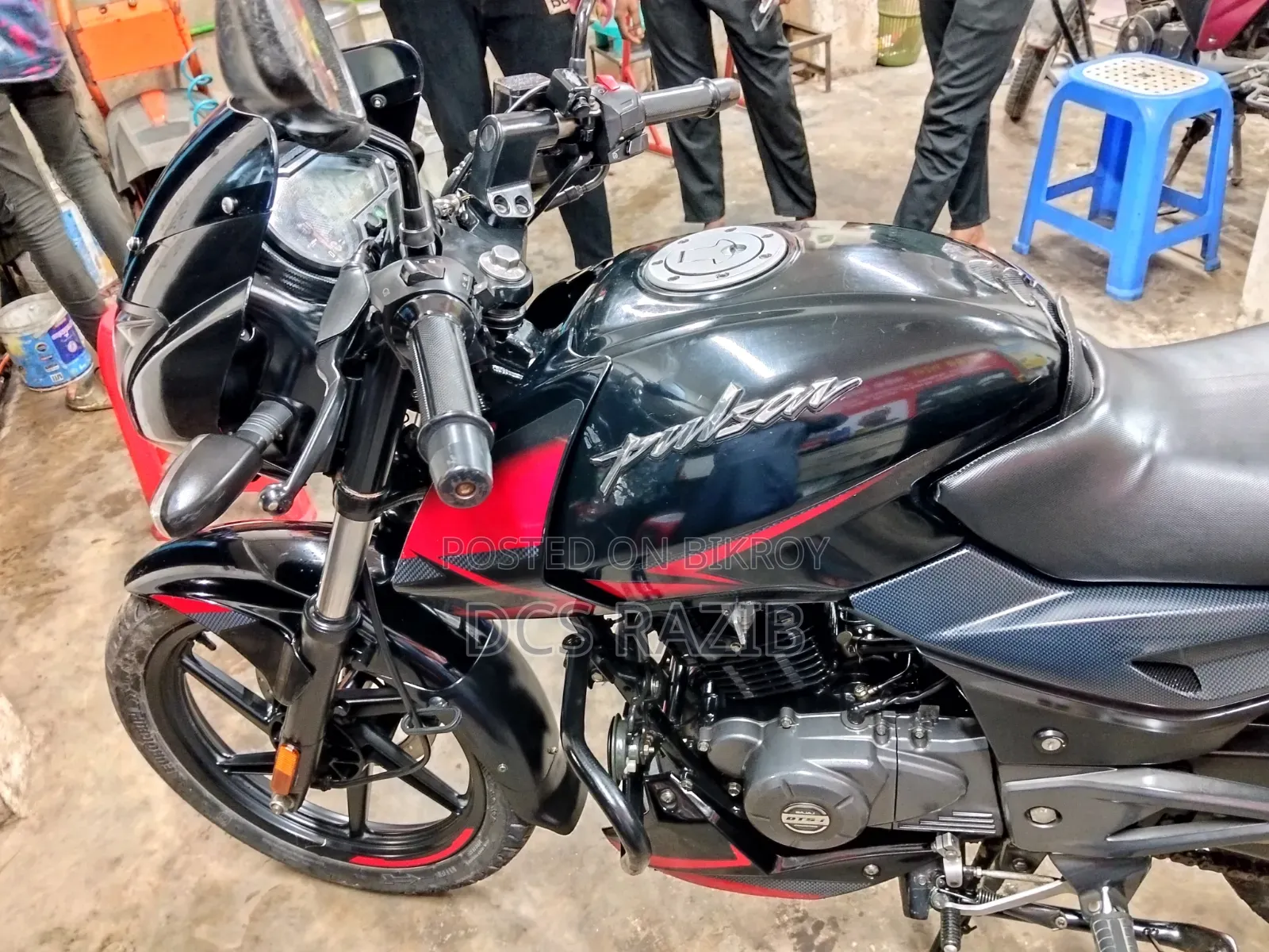 Bajaj Pulsar 150 2021 Red