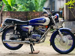 Yamaha R1 1983 Blue