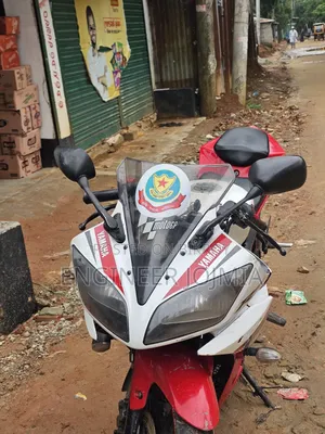 Yamaha R15 V3 2019 White