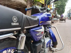 Yamaha R1 1983 Blue